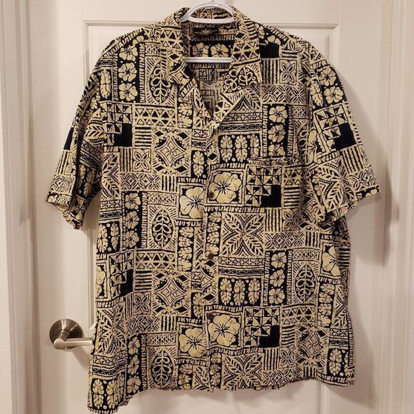 Royal Creation Mens Beige Navy Blue Flowered Short Sleeve Pocket Hawaiian Shirt - Picture 1 of 9